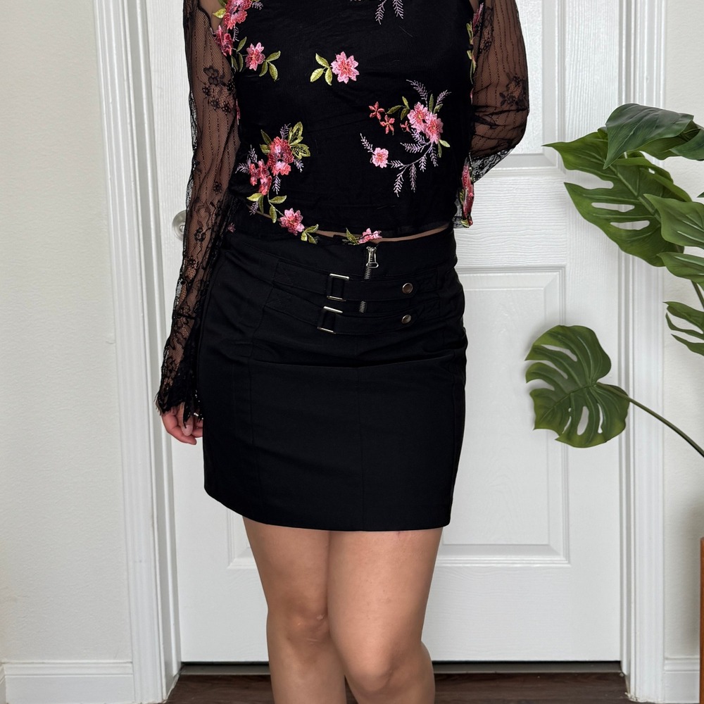 Cache High Waist Mini Skirt 6 Black Buckle Zipper Alt Y2K Goth Punk Grunge Edgy